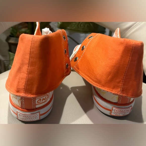 Coach womens all-over graffiti print hi-top/fold over, Bonney sneakers size 6B - Picture 2 of 12